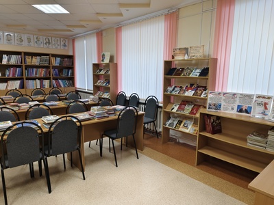 1 этаж, библиотека